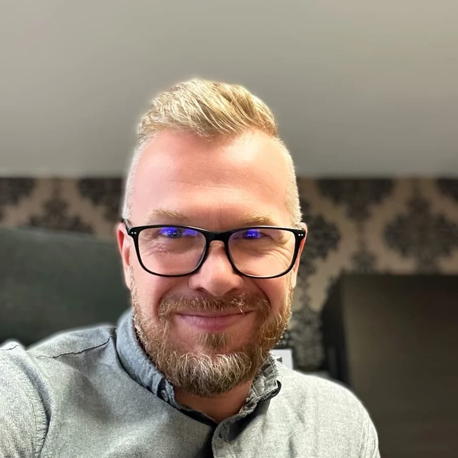 Michał Paweł Klawikowski – oficjalny profil